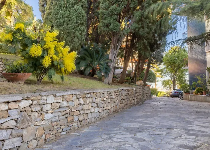 Sanremo La Mimosa By Wonderful Italy Апартаменты Санремо